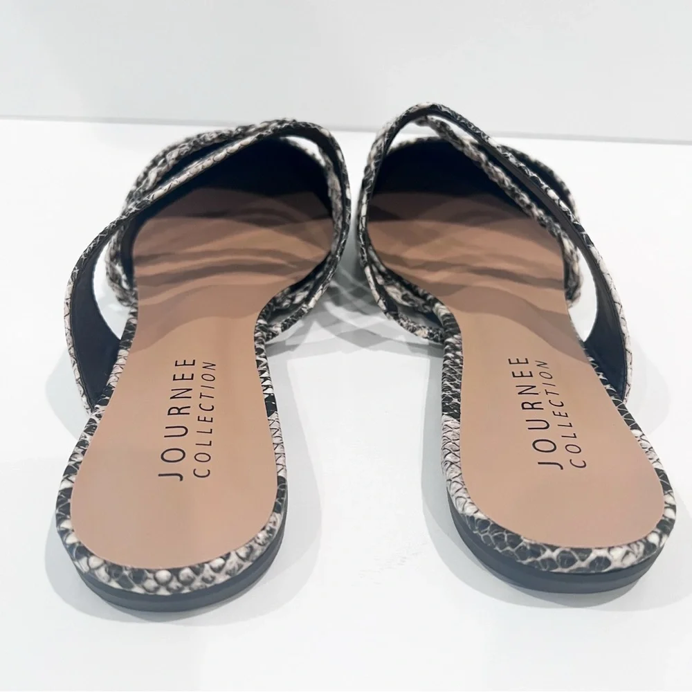 Journee Collection Olivea Pointed Toe Mule Flats Snakeskin Faux Leather 11 NEW